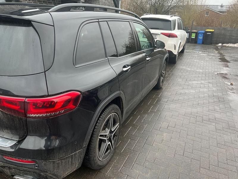 Gebraucht Mercedes GLB220 AMG line 190 PS (139 kW) 2022 Schwarz SUV