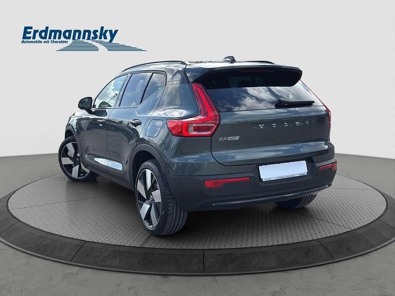 Neu Volvo EX40 Ultra 185 kW (252 PS) 2026 Forest lake (grün) SUV