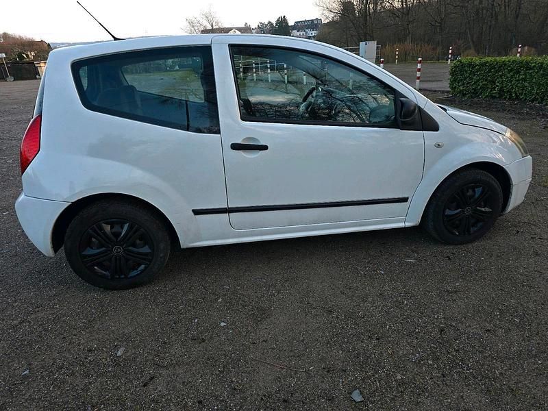 Gebraucht Citroën C2 68 PS (50 kW) 2008 Weiß Kleinwagen