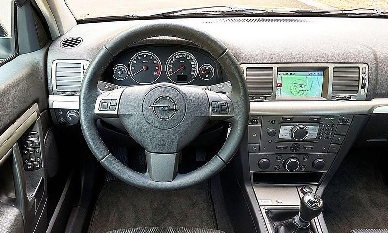 Gebraucht Opel Signum Cosmo 155 PS (114 kW) 2006 Kleinwagen