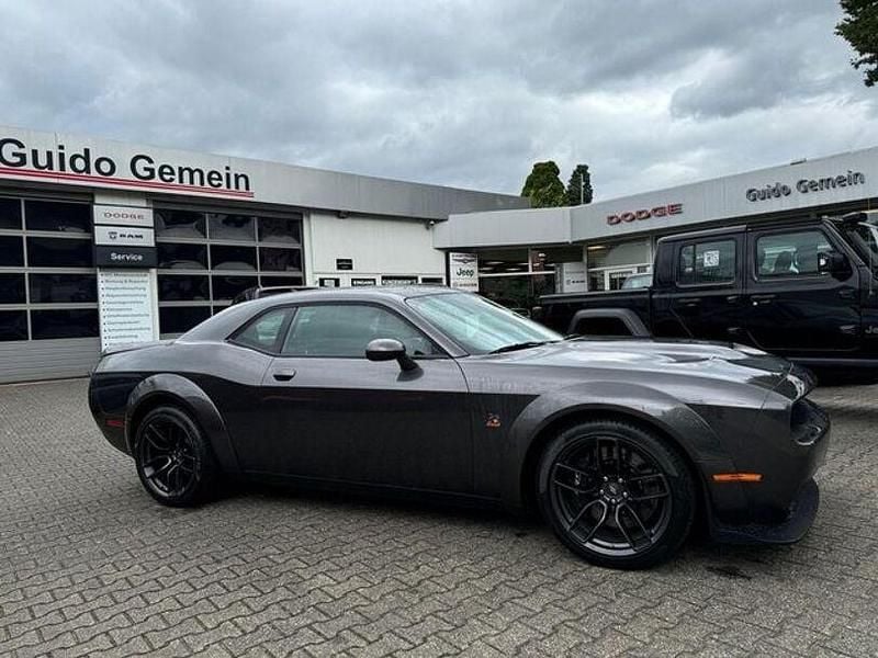 Gebraucht Dodge Challenger 492 PS (361 kW) 2023 Granite crystal Coupé