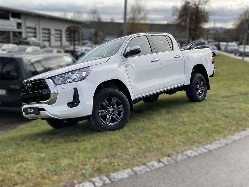 Schneeweiß Neu 2025 Toyota HiLux Comfort Abholung | 53.490 € (Guter Preis) - Bild 1/3