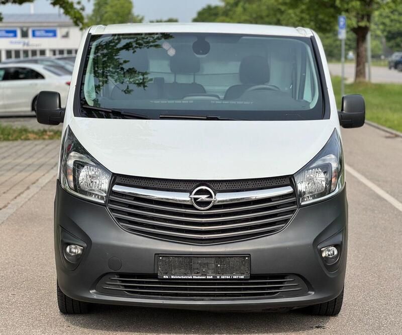 Weiß Gebraucht 2019 Opel Vivaro Van | 7.000 € (Fairer Preis) - Bild 1/4