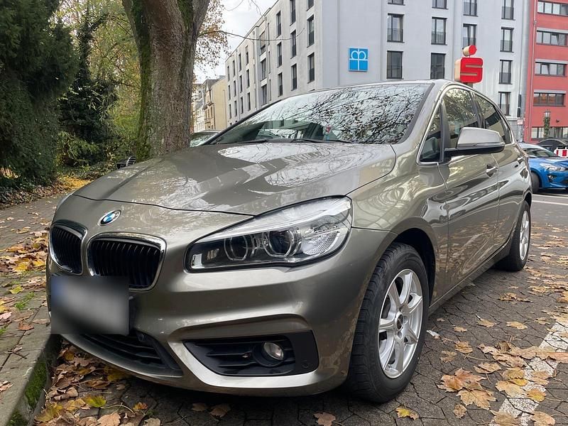 Gebraucht BMW 218 Advantage 136 PS (100 kW) 2015 Braun Kombi