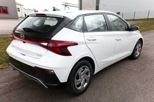 Neu Hyundai i20 Select 90 PS (66 kW) 2026 Atlas white atlas white Kleinwagen