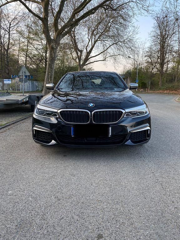 Schwarz Gebraucht 2017 BMW M550 M Sport Limousine | 25.500 € (Superpreis) - Bild 1/4