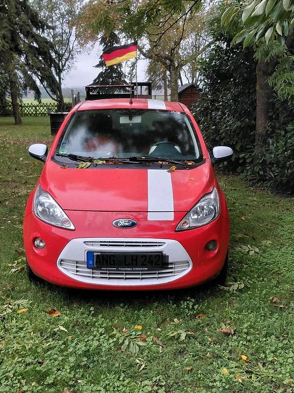 Rot Gebraucht 2009 Ford Ka Kleinwagen | 2.500 € - Bild 1/2