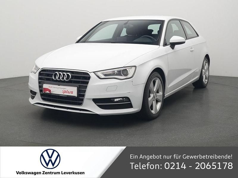 Gletscherweiss Gebraucht 2013 Audi A3 Sport Limousine | 10.680 € (Guter Preis) - Bild 1/4