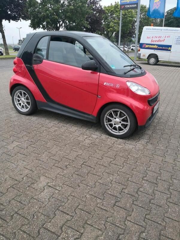 Rot Gebraucht 2013 Smart ForTwo Coupé Kleinwagen | 6.490 € (Fairer Preis) - Bild 1/4
