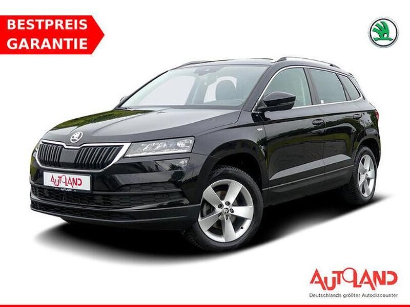 Schwarz Gebraucht 2019 Skoda Karoq Soleil SUV | 22.490 € (Etwas zu teuer) - Bild 1/4