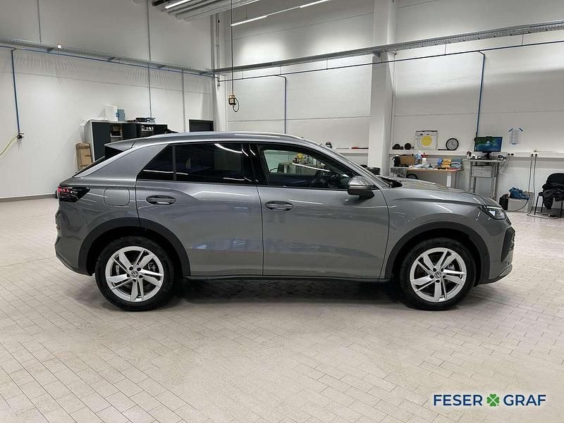 Neu VW T-Roc Style 150 PS (110 kW) 2026 Wolf grey SUV