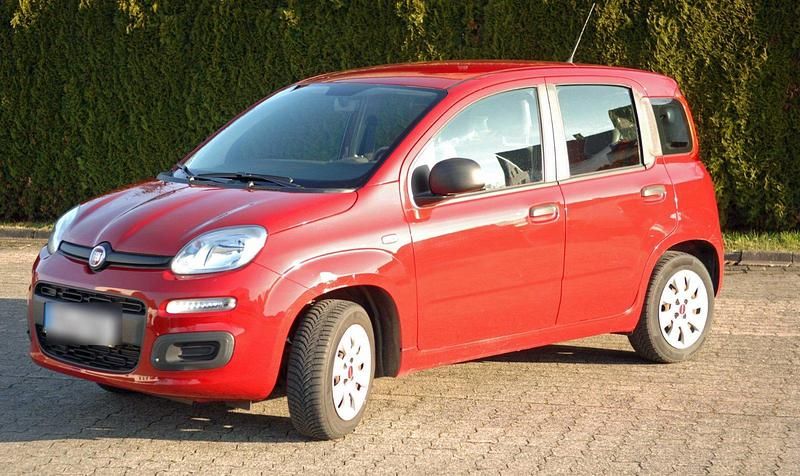 Gebraucht Fiat Panda Pop 69 PS (50 kW) 2015 Rot Kleinwagen