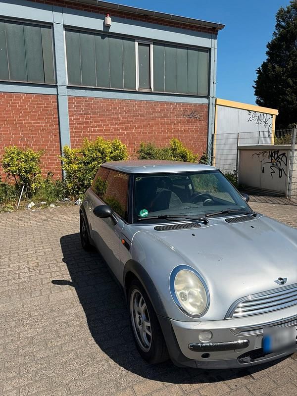 Usata Mini Cooper 90 CV (66 kW) 2004 Argento Utilitaria