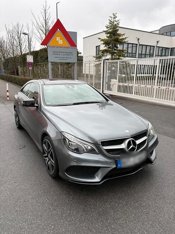 Gebraucht Mercedes E220 170 PS (125 kW) 2017 Silber Coupé