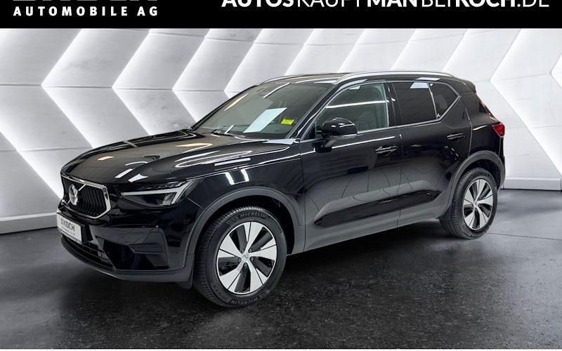 Gebraucht Volvo XC40 Core 163 PS (119 kW) 2025 Schwarz SUV