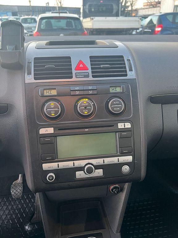 Gebraucht VW Touran Conceptline 105 PS (77 kW) 2007 Silber Van / Kleinbus