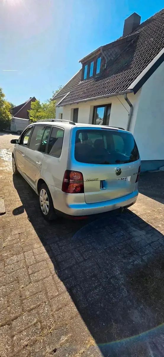 Gebraucht VW Touran 140 PS (102 kW) 2007 Silber Van / Kleinbus