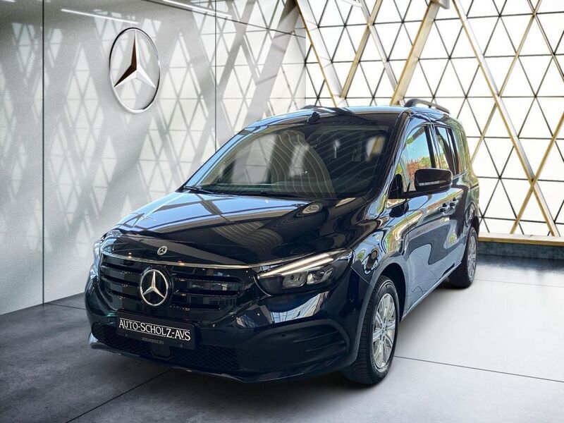 Blau Gebraucht 2024 Mercedes EQT200 Progressive Van / Kleinbus | 34.805 € (Teuer) - Bild 1/4