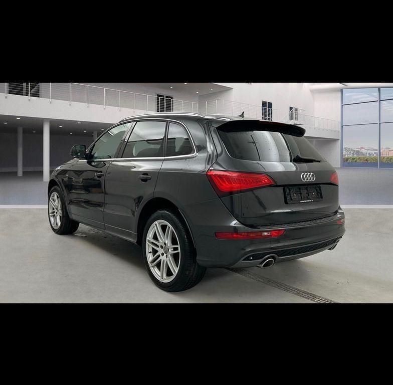 Gebraucht Audi Q5 S-Line 245 PS (180 kW) 2012 Grau SUV