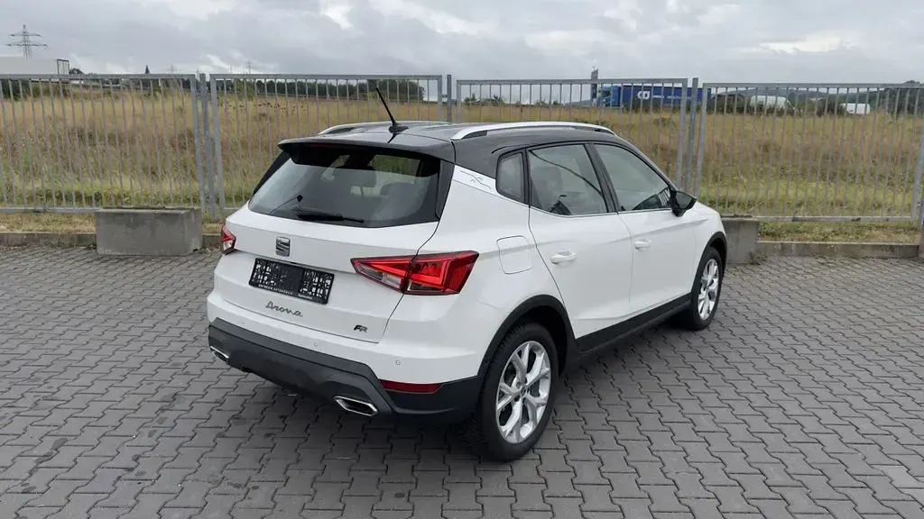 Gebraucht Seat Arona FR 116 PS (85 kW) 2024 Weiß SUV
