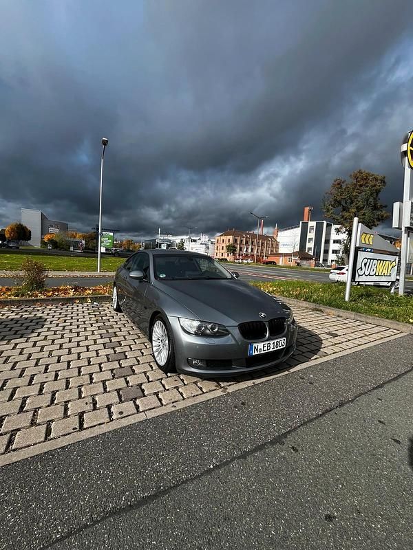 Gebraucht BMW 320 M Performance 170 PS (125 kW) 2007 Grau Coupé