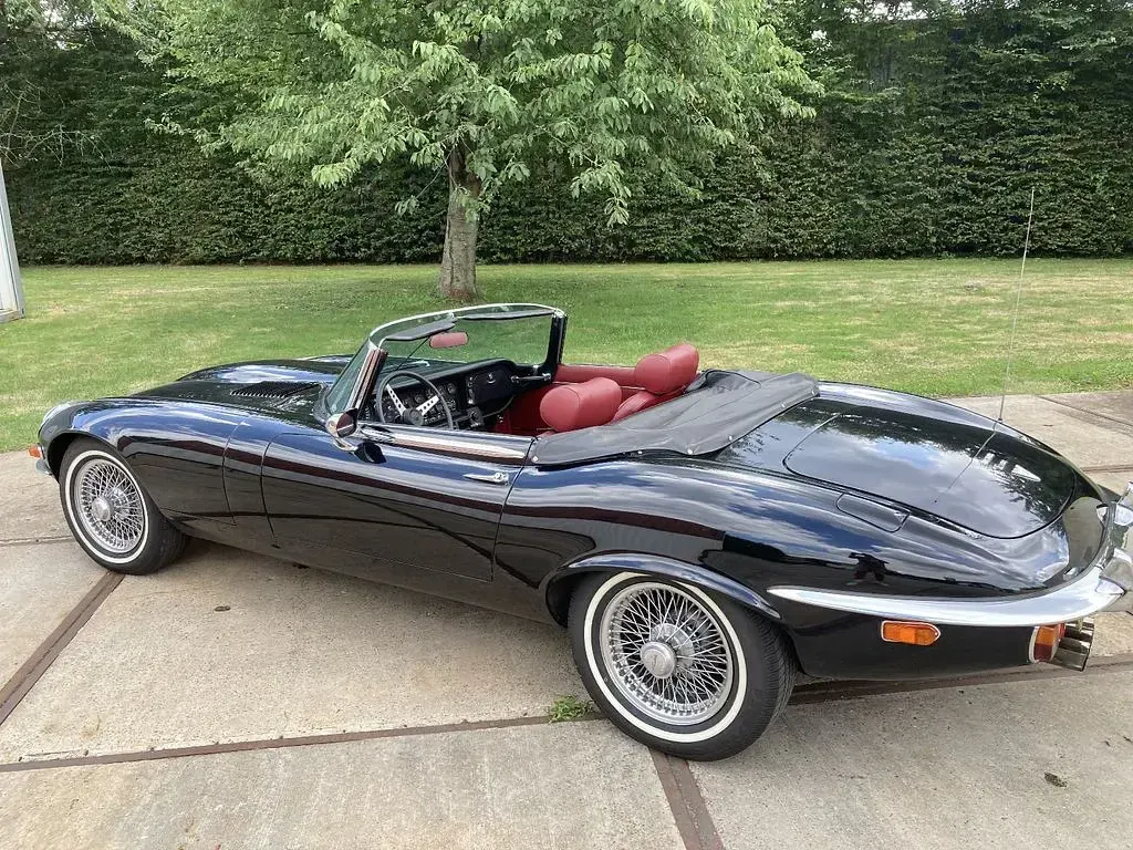Gebraucht Jaguar E-Type 268 PS (197 kW) 1974 Schwarz Cabrio