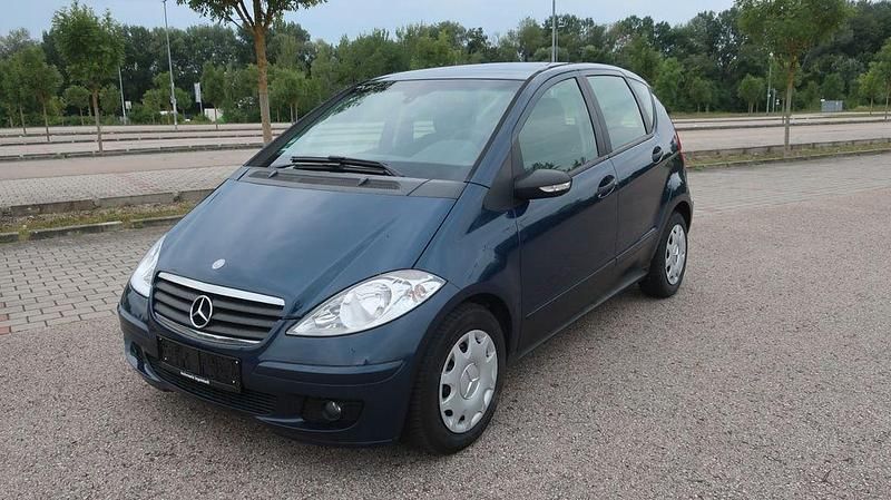 Blau Gebraucht 2006 Mercedes A180 Limousine | 2.000 € (Fairer Preis) - Bild 1/4