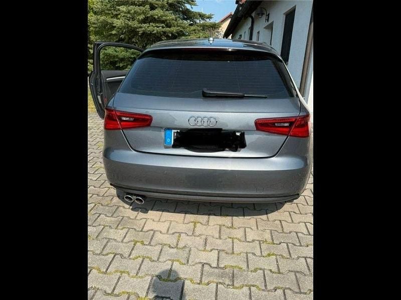Gebraucht Audi A3 Ambition 150 PS (110 kW) 2013 Grau Limousine