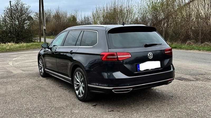 Gebraucht VW Passat Highline 150 PS (110 kW) 2019 Schwarz Limousine