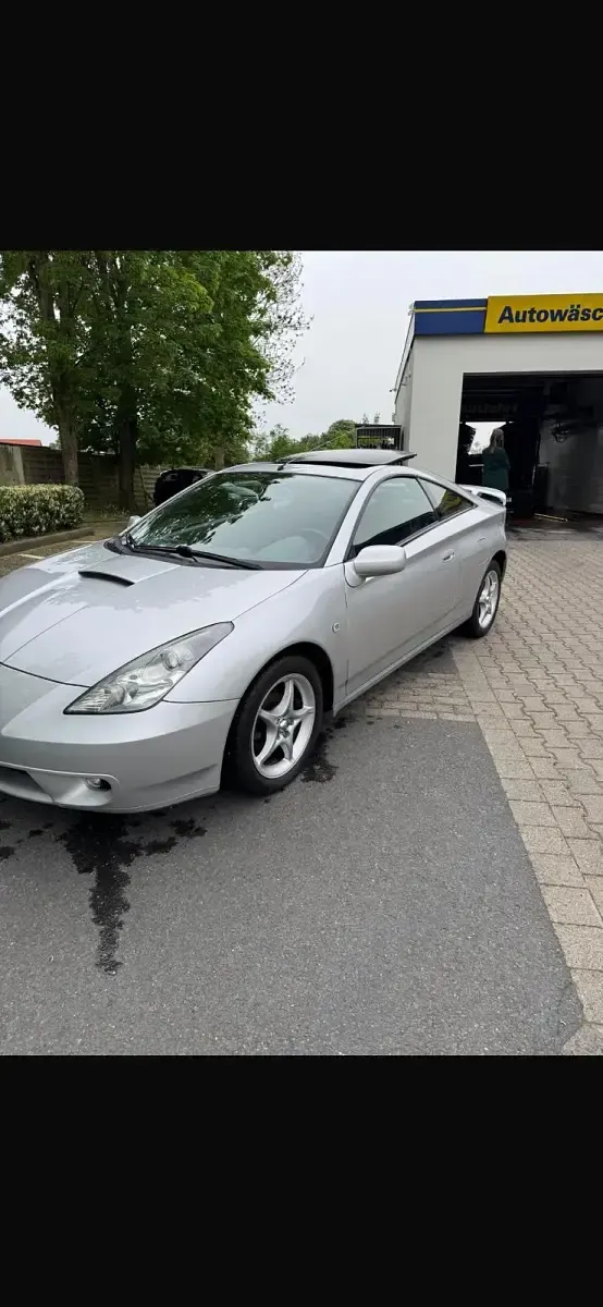 Gebraucht Toyota Celica 143 PS (105 kW) 2000 Silber Coupé