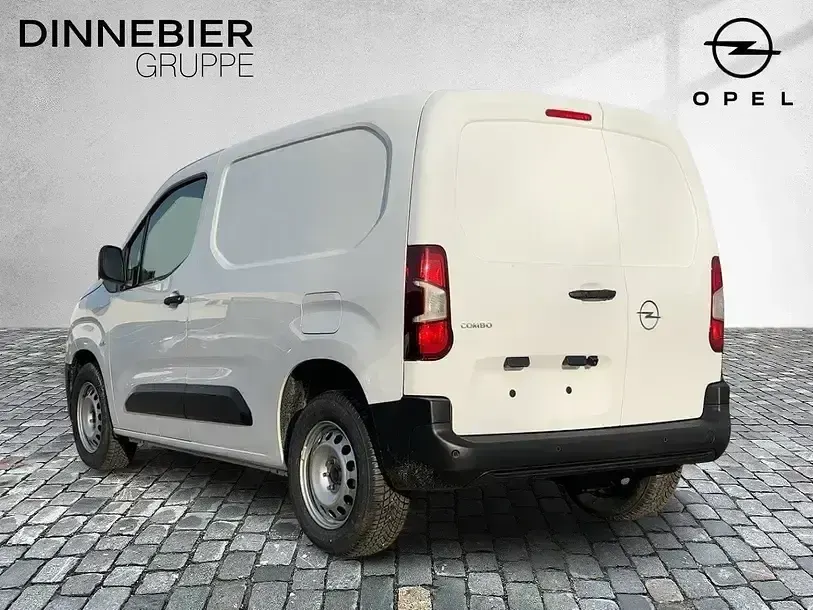 Nowe Opel Combo 110 KM (80 kW) 2026 Biały Minivan
