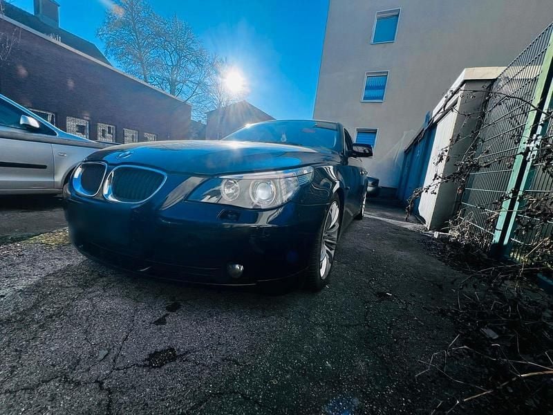 Gebraucht BMW 520 170 PS (125 kW) 2004 Schwarz Limousine