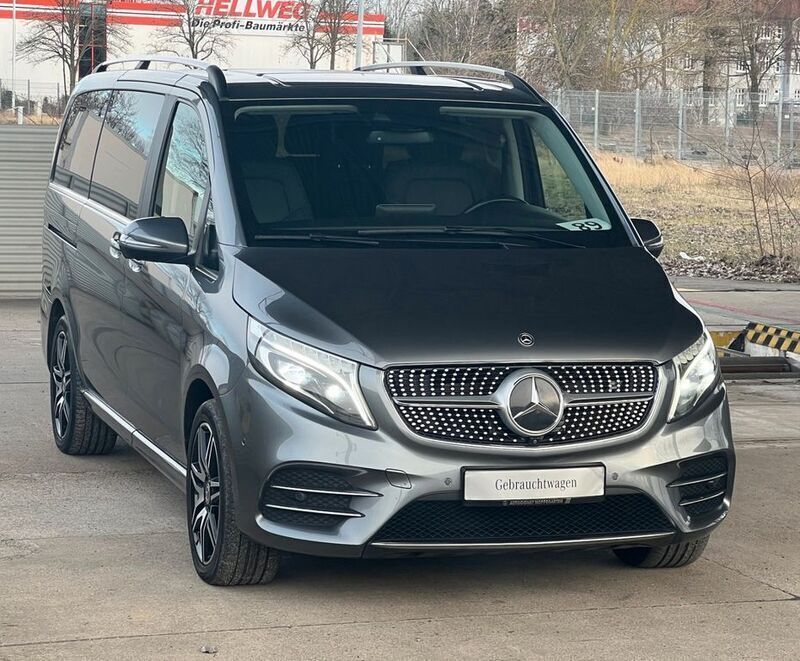 Gebraucht Mercedes V300 AMG line 239 PS (175 kW) 2019 Selenitgrau metallic Van / Kleinbus