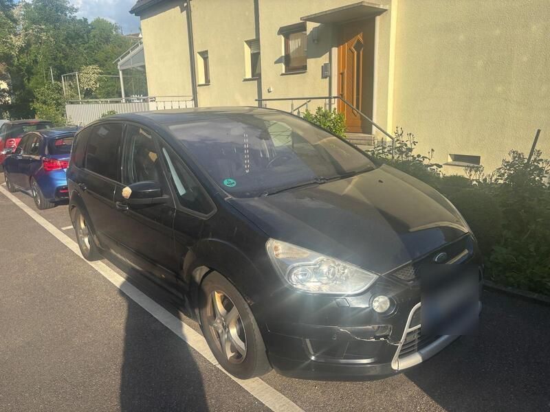 Schwarz Gebraucht 2009 Ford S-MAX Titanium S Van / Kleinbus | 1.500 € - Bild 1/4