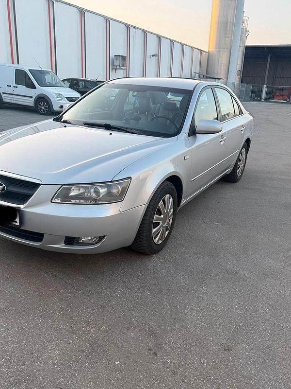 Gebraucht Hyundai Sonata 235 PS (172 kW) 2006 Grau Limousine
