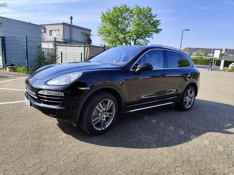 Gebraucht Porsche Cayenne 245 PS (180 kW) 2013 Schwarz SUV