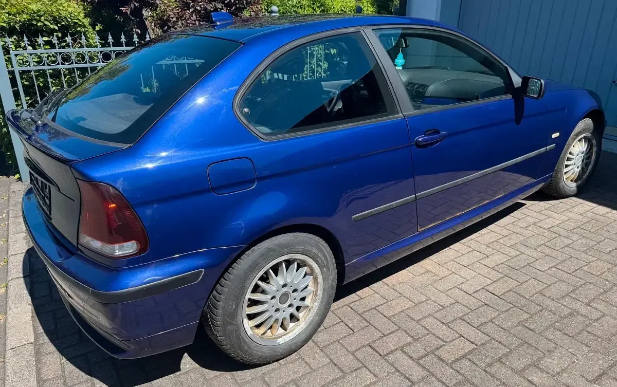 Gebraucht BMW 318 Compact 105 PS (77 kW) 2003 Blau Kleinwagen
