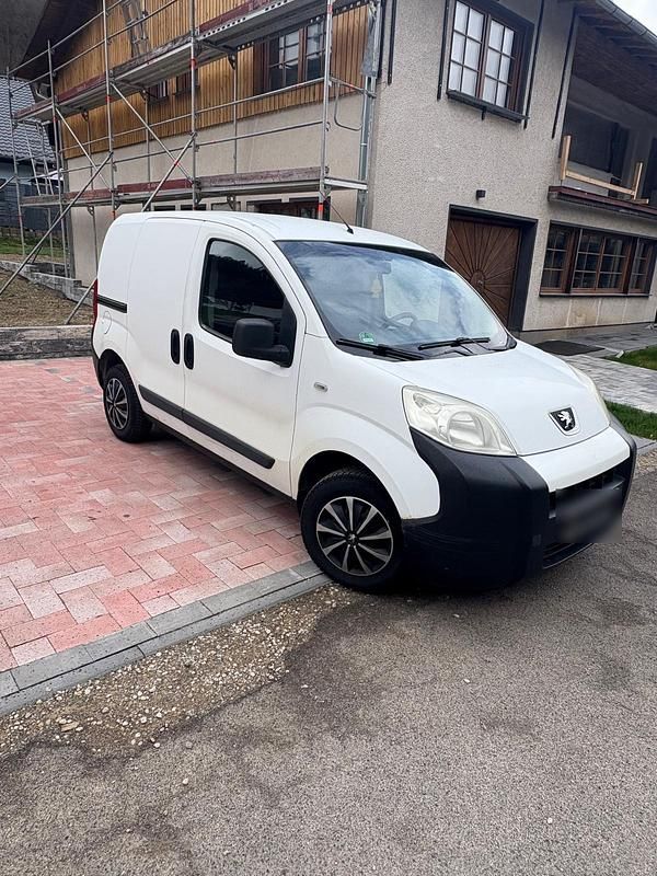 Gebraucht Peugeot Bipper 75 PS (55 kW) 2008 Weiß Van / Kleinbus