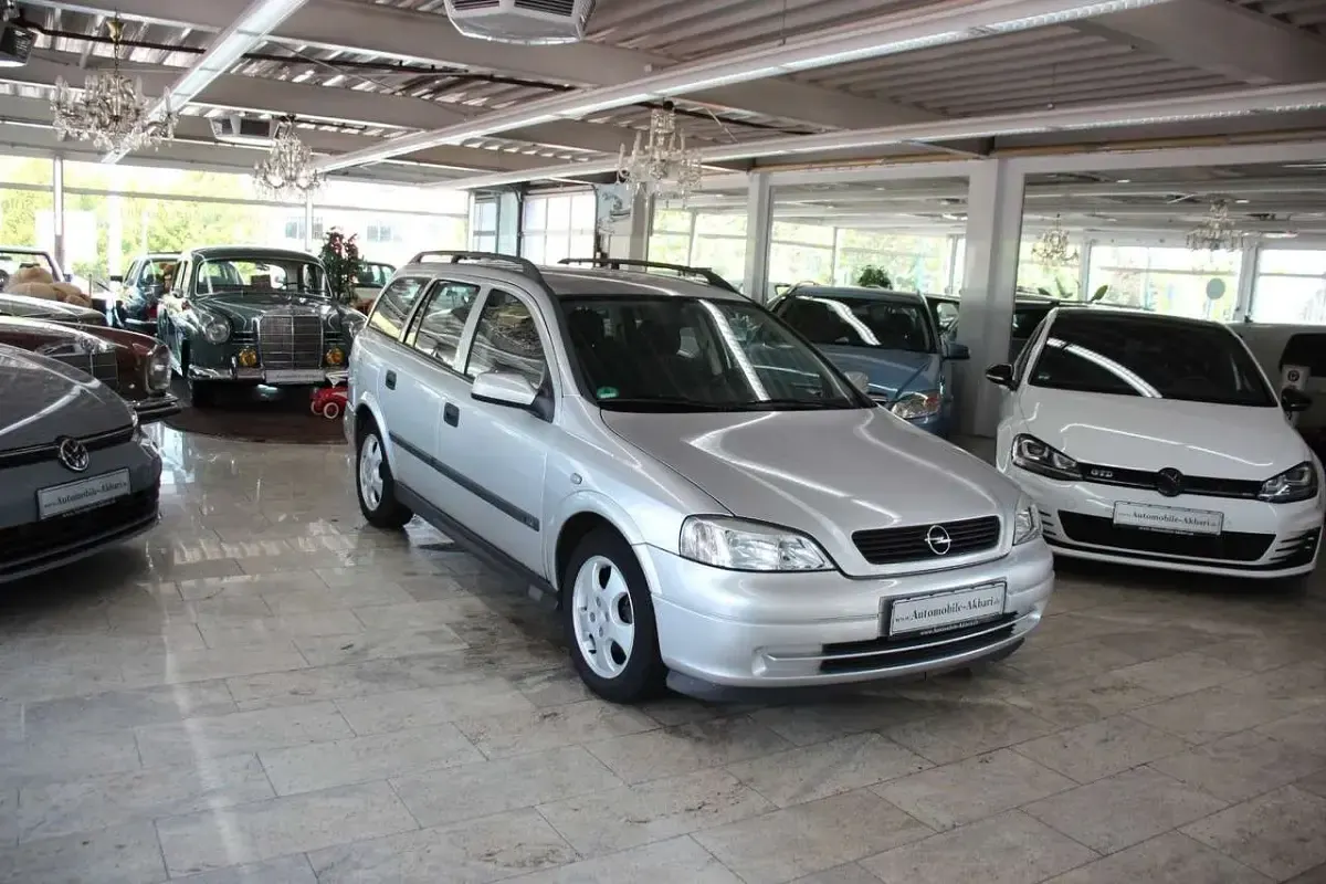 Gebraucht Opel Astra Comfort 75 PS (55 kW) 1999 Grau Kombi
