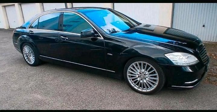 Schwarz Gebraucht 2011 Mercedes S350L Limousine | 11.000 € - Bild 1/4