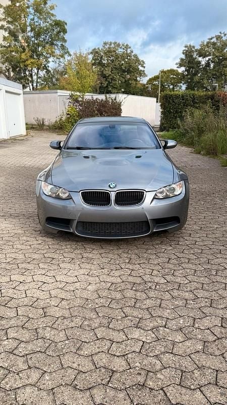 Grau Gebraucht 2011 BMW M3 Competition Edition Coupé | 42.500 € (Guter Preis) - Bild 1/4