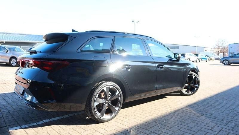 Gebraucht Cupra Leon 150 PS (110 kW) 2024 Schwarz Limousine
