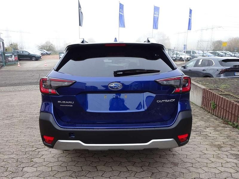 Neu Subaru Outback Platinum 169 PS (124 kW) 2025 Sapphire blue Kombi