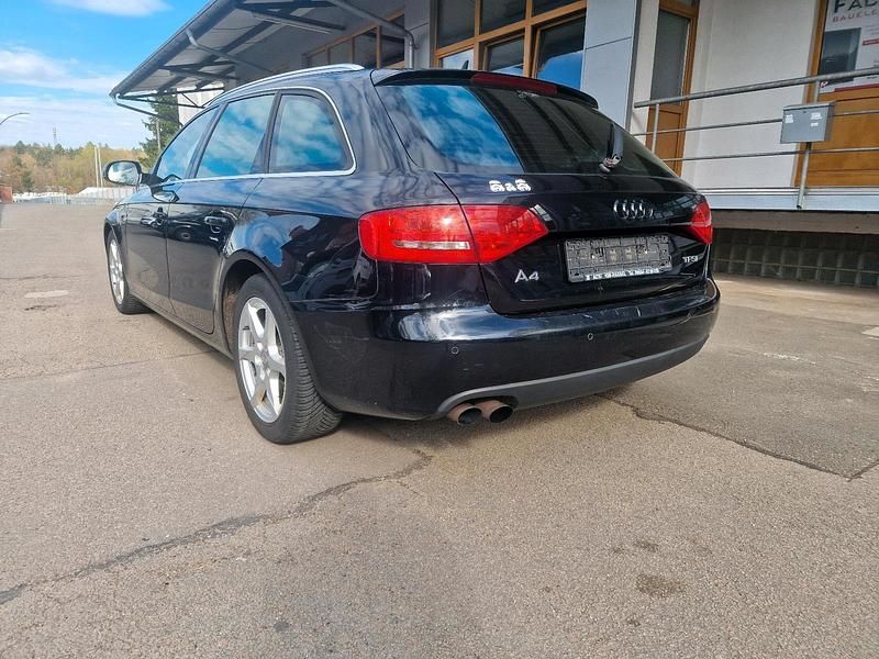 Gebraucht Audi A4 Ambition 160 PS (117 kW) 2012 Schwarz Kombi