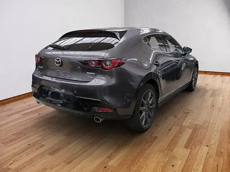 Gebraucht Mazda 3 Takumi-Line 140 PS (102 kW) 2025 Machine gray (metallic) Limousine