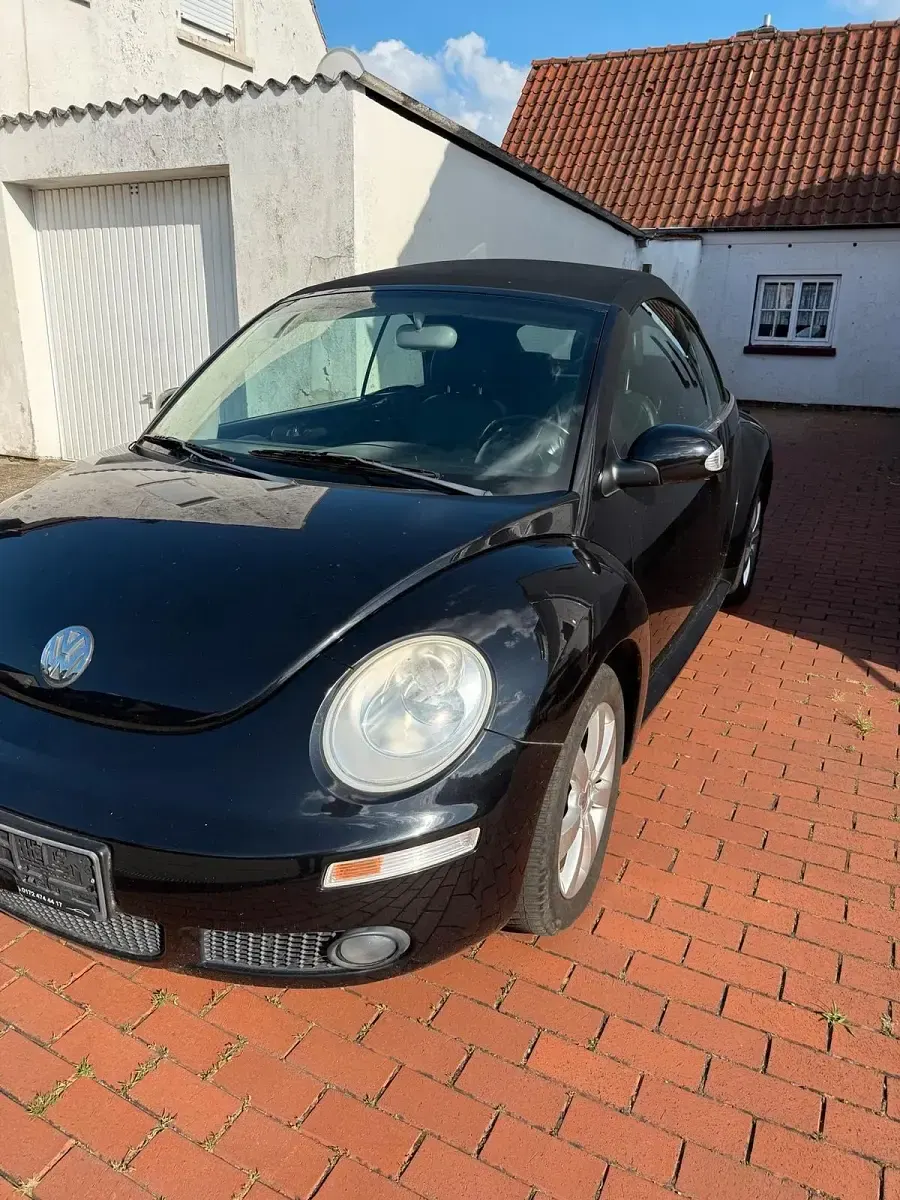 Gebraucht VW New Beetle Cabriolet 102 PS (75 kW) 2006 Schwarz Cabrio