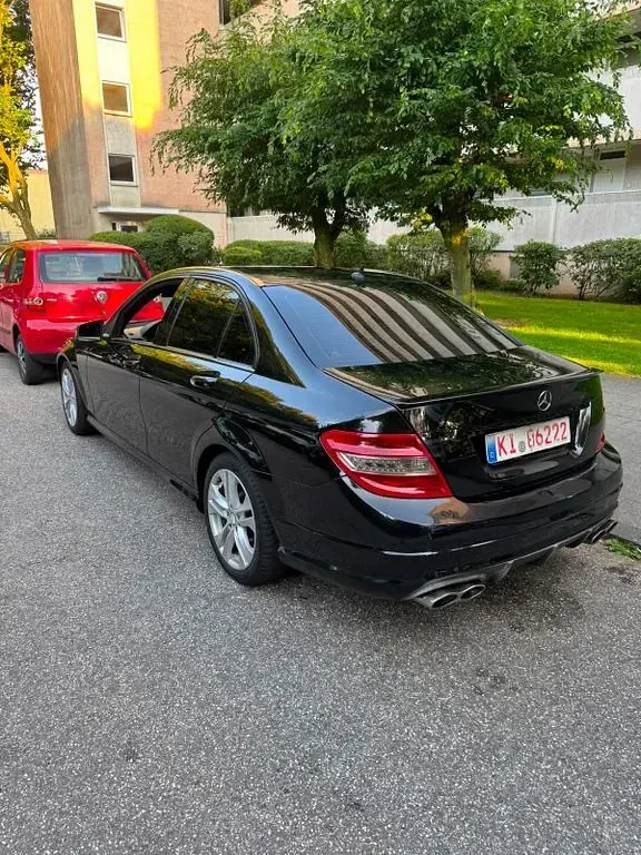 Gebraucht Mercedes C320 224 PS (164 kW) 2008 Schwarz Limousine