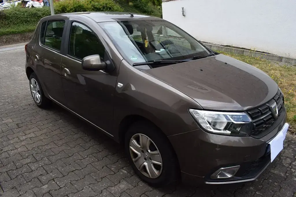 Gebraucht Dacia Sandero Comfort 73 PS (53 kW) 2018 Braun Limousine