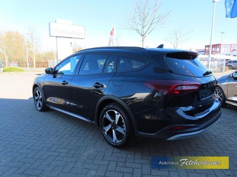 Gebraucht Ford Focus Active X 116 PS (85 kW) 2024 Schwarz Kombi