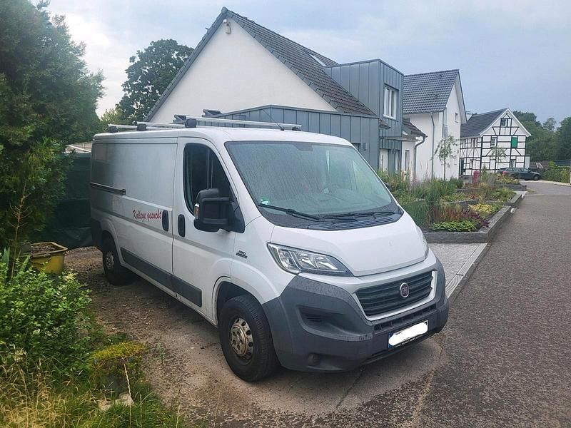 Weiß Gebraucht 2016 Fiat Ducato Van | 9.900 € (Guter Preis) - Bild 1/4